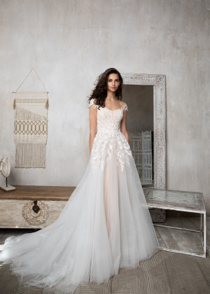 Cap Sleeves Ivory Lace Tulle Pearl Buttons Back Wedding Dress